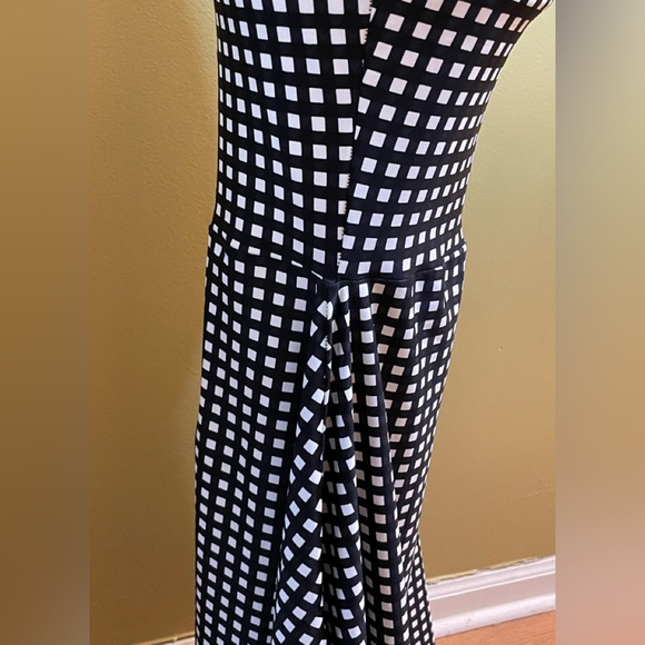 Cupcakes & Vodka Strapless Dress - Picture 7 of 8